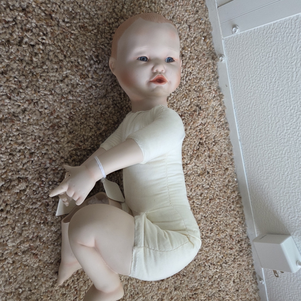 Head, Shoulders, Knees & Toes Plus! Porcelain Doll, Yolanda Bello "Lisa"